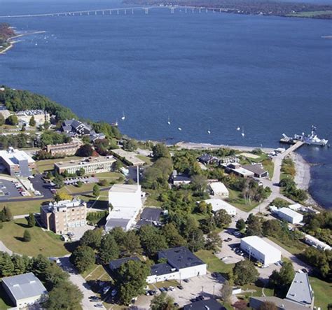 uri campus tours